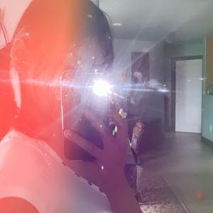 Meet your Posher, Caitlyn